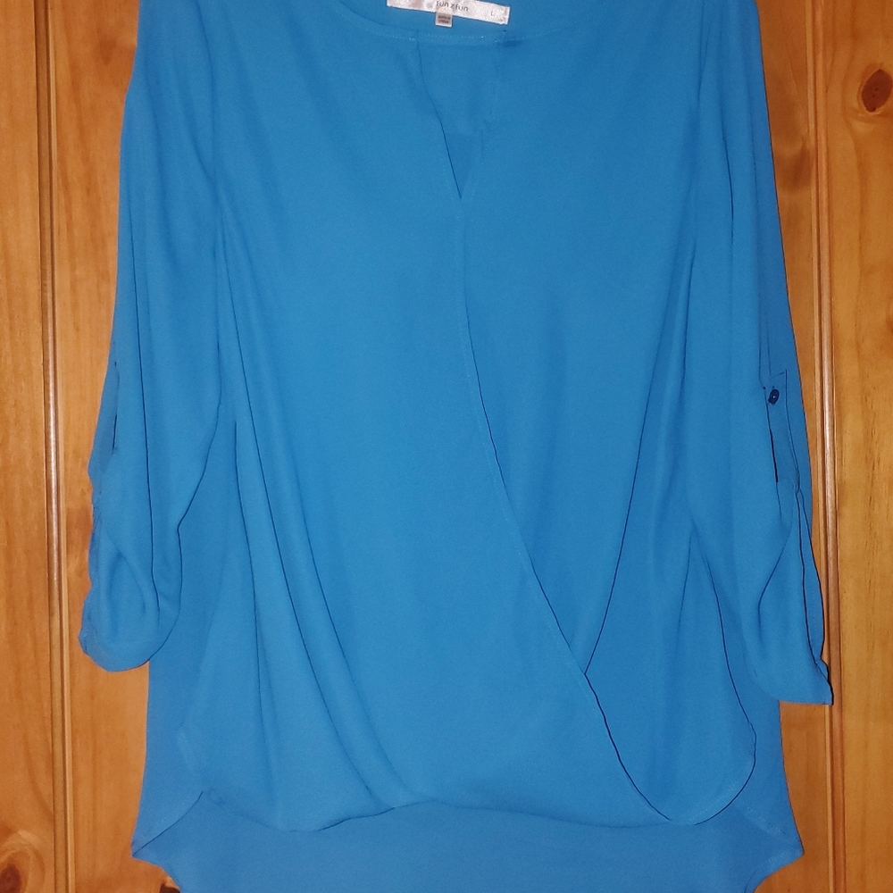 NWOT StitchFix Fun 2 Fun Blouse - Picture 3 of 3